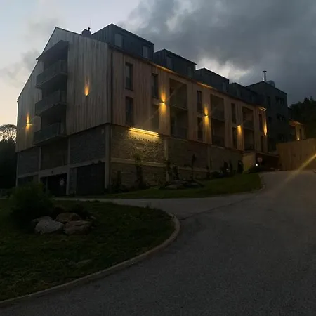 Jestřáb